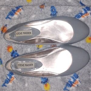 Steve Madden Women's Gray Flats